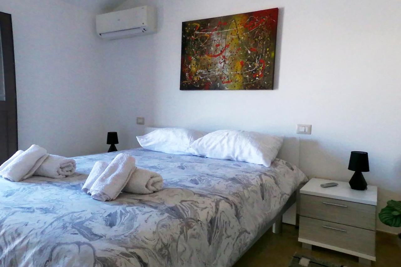 West Sardinia Apartment 2 กาบราส ภายนอก รูปภาพ